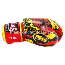 Gants de boxe thai Twins FBGVL3-52 "Nagas" rouge et or | Gants
