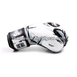 Gants de boxe thai Twins "FBGVL3-66 Comic"